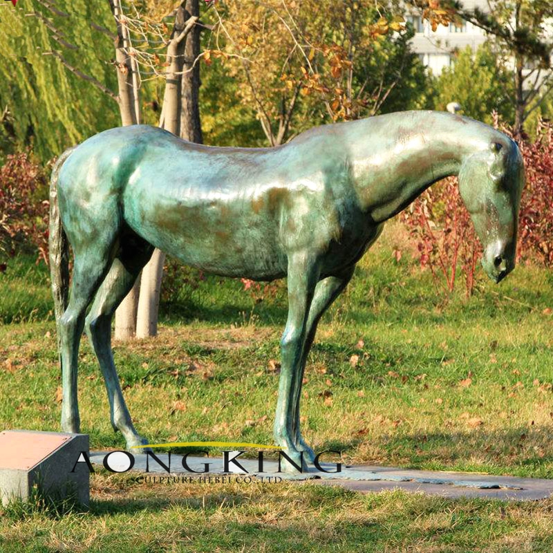 horse statue bronze