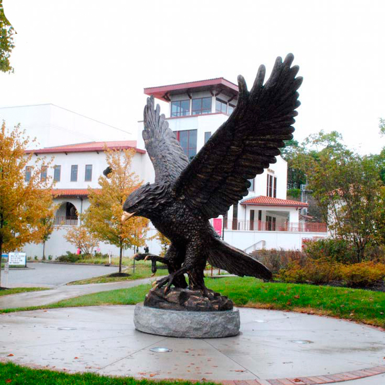 bronze eagle statues