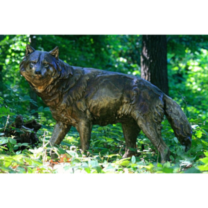 wolf sculpture