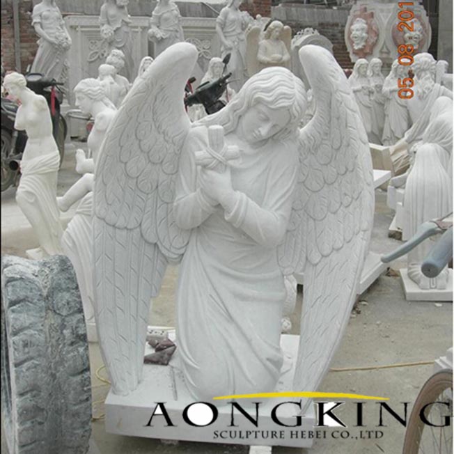marble crying angel statue