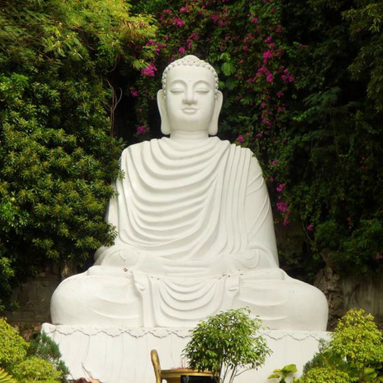 carve bouddha statue