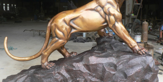 bronze leopard sculpture