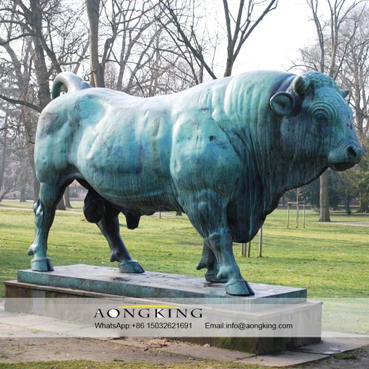 life size bull statue (3)