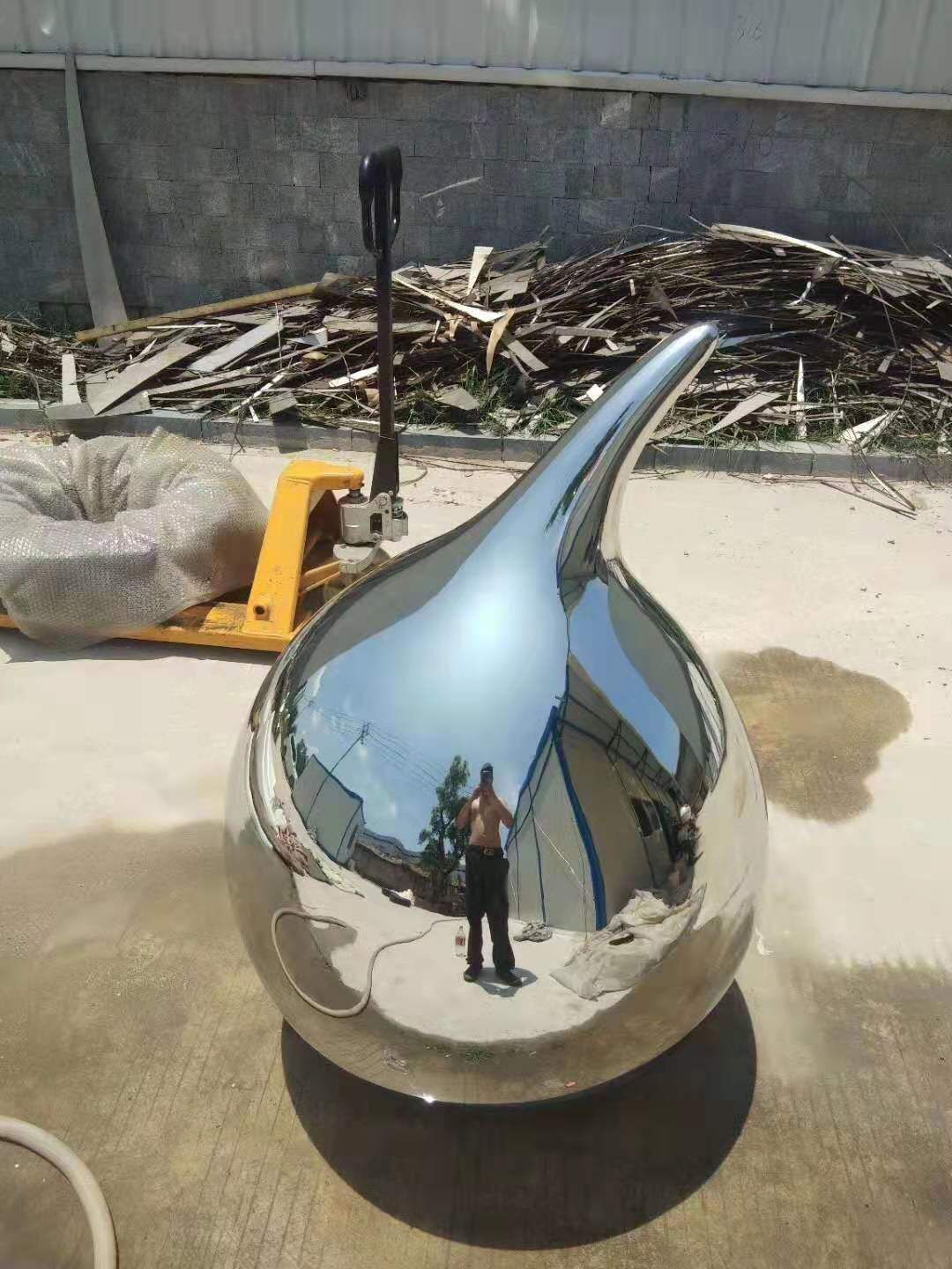 Stainless Steel Water Drop Sculpture