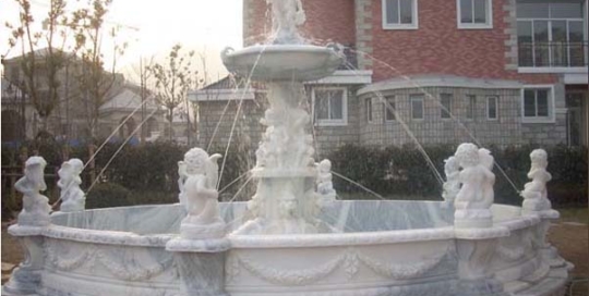 garden water sculpture
