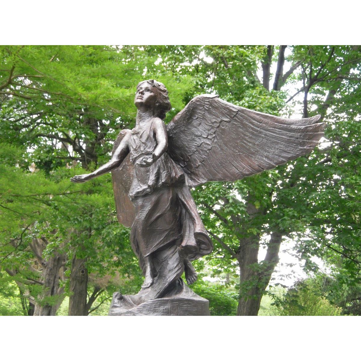 Angel of hope statue