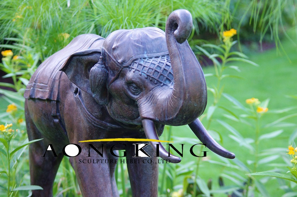 Art sculpture of elephant