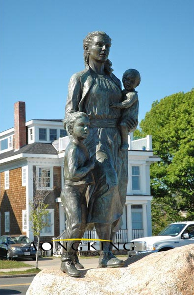 Great mother sculpture