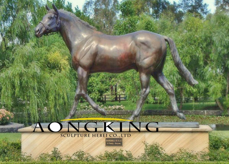 Life size bronze horse statue