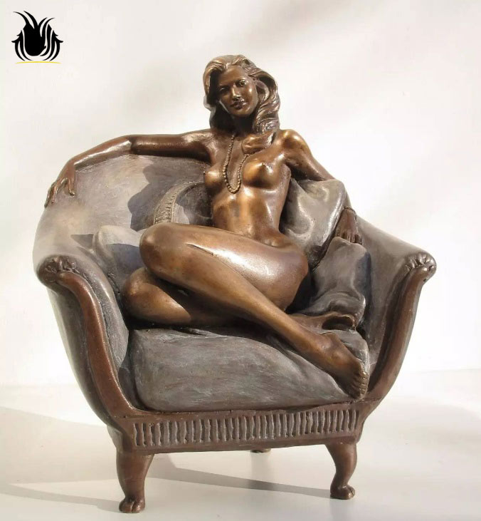 famous nude woman sculpture
