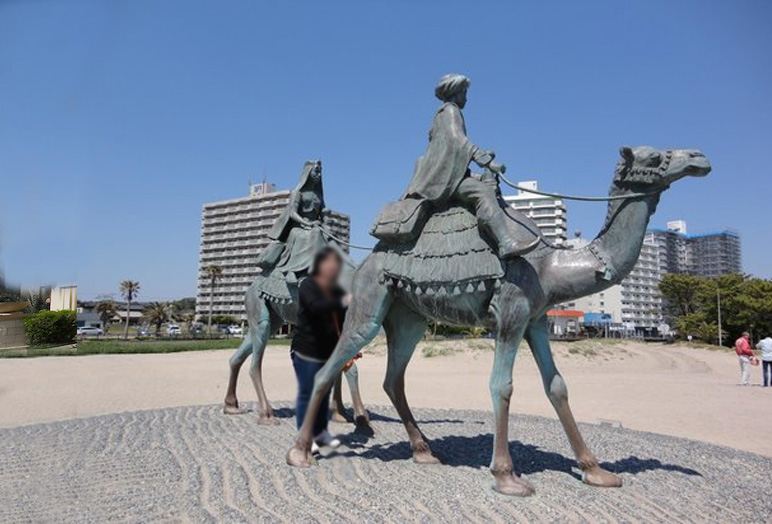 large camel statues for sale