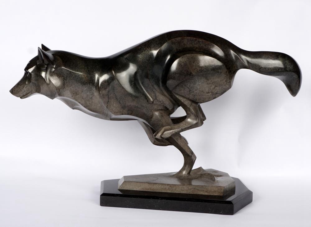 Art Bronze Running Wolf