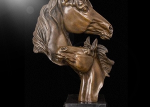 Cabeza horse head bronze statue