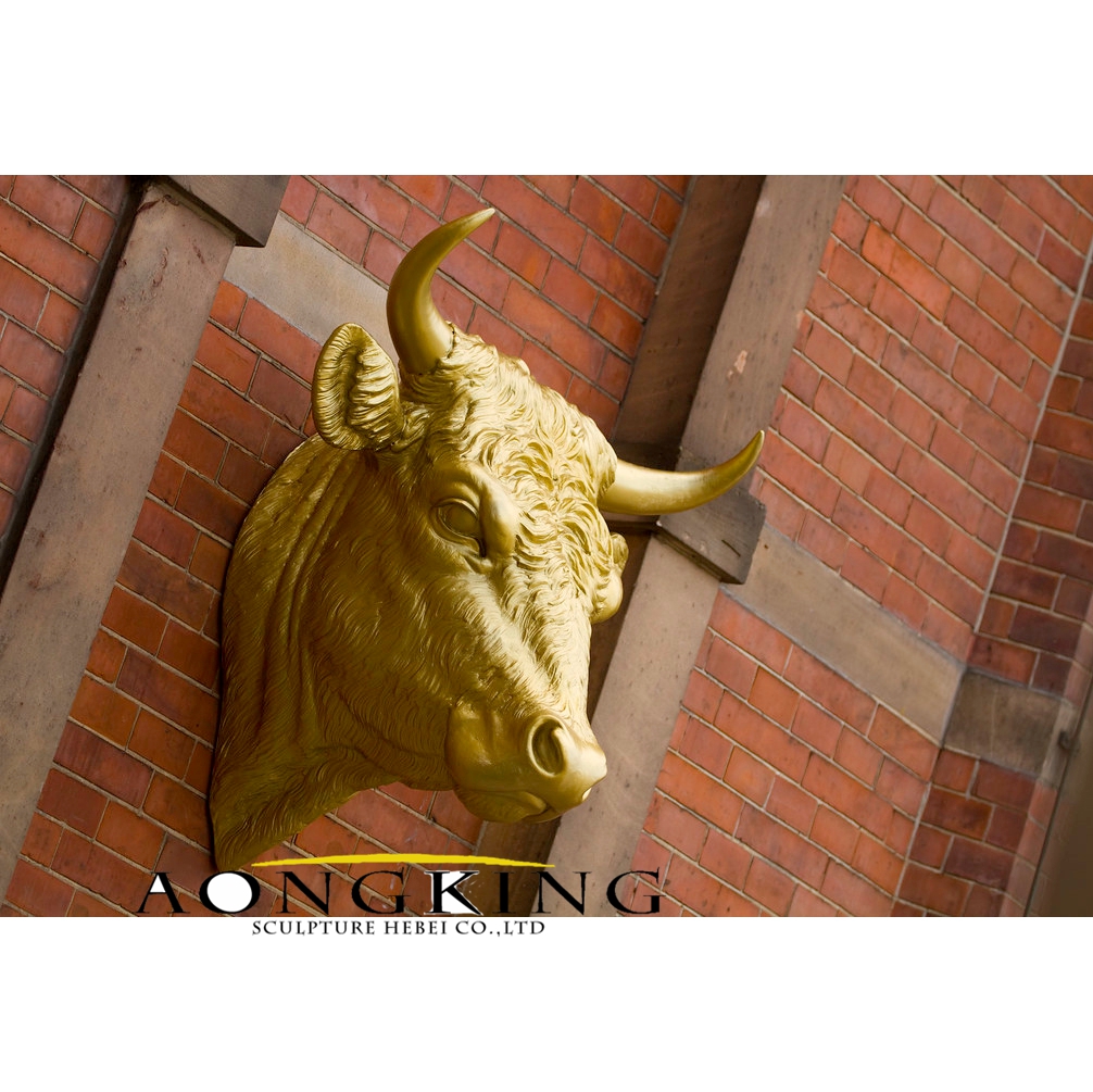 Head golden bull