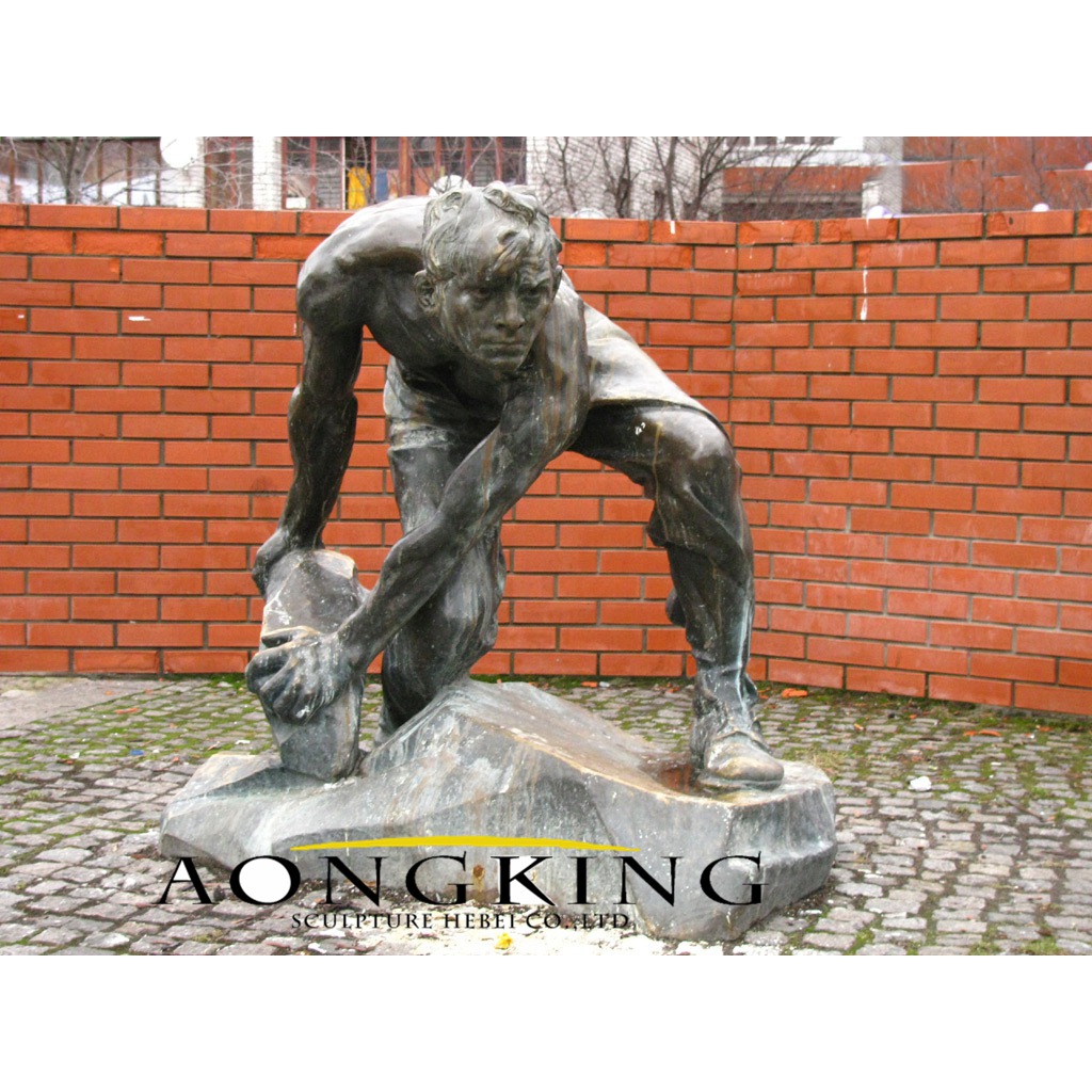 Moving stone man bronze 