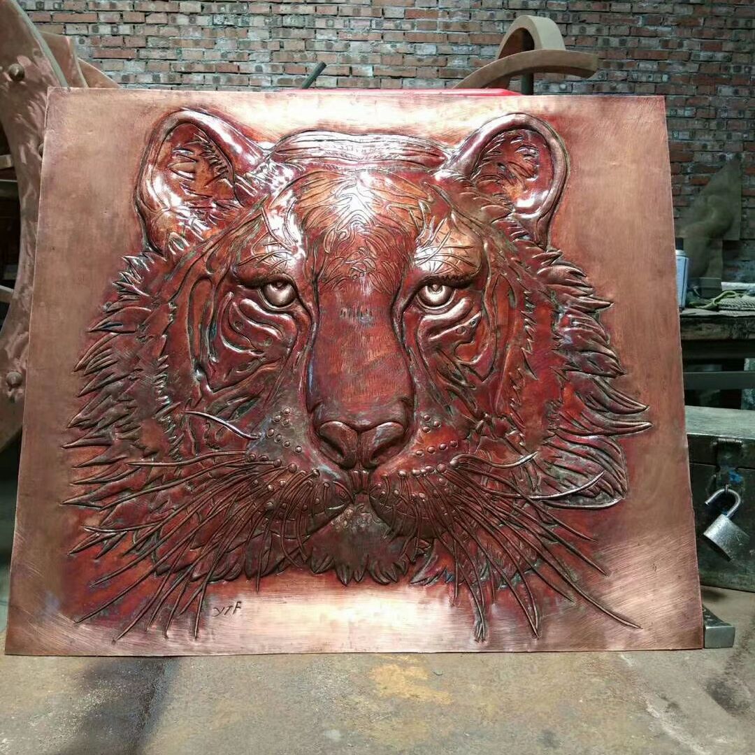 Relief of tiger head