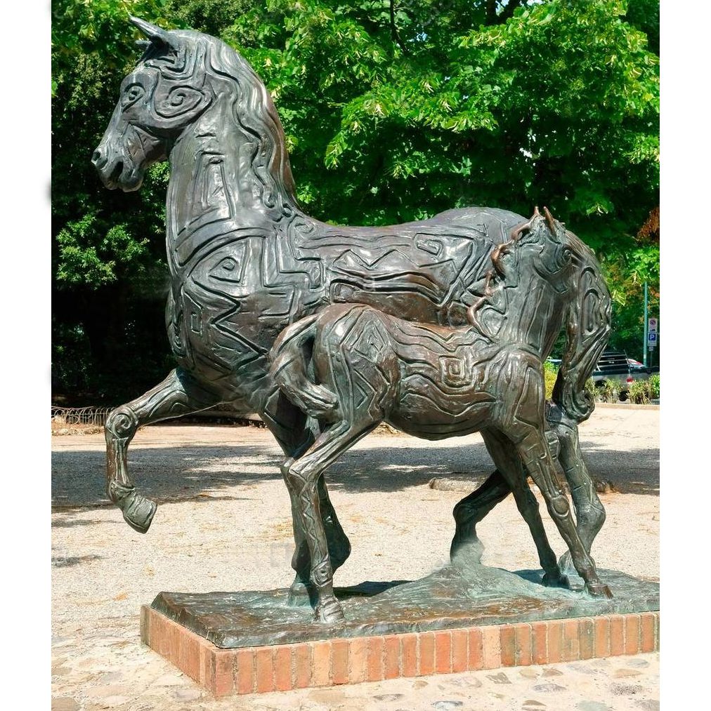 Sculpture horse with foal