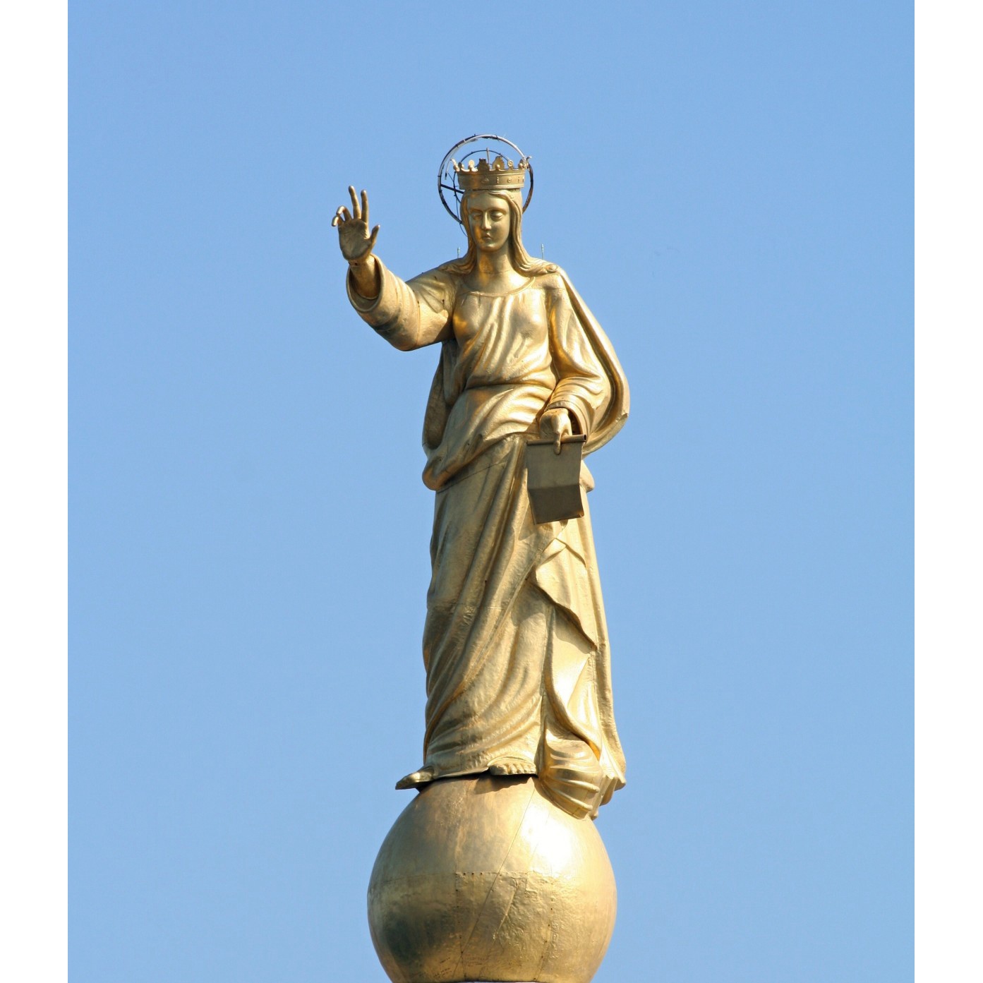 Statue bronze patron saint messina madonna