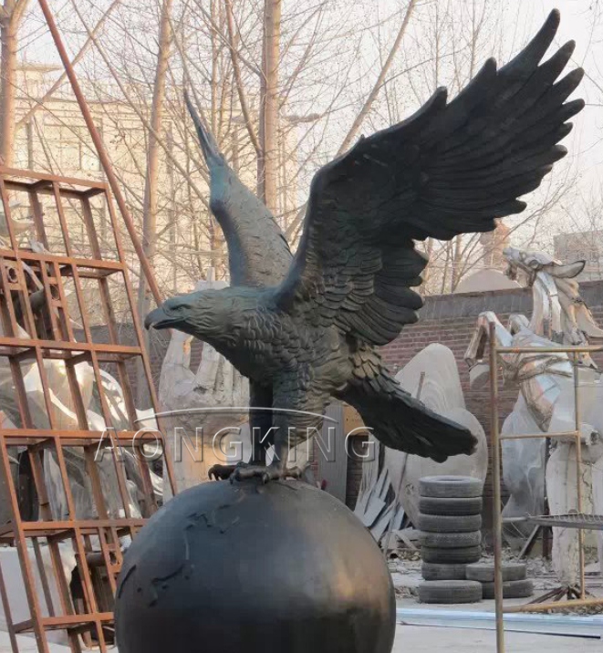 Eagle sculpture bronze