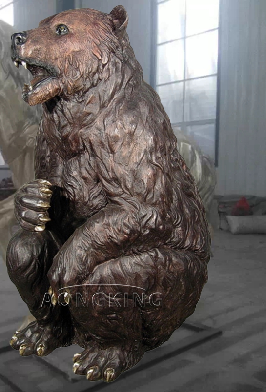 Grizzly bear statue sculpture