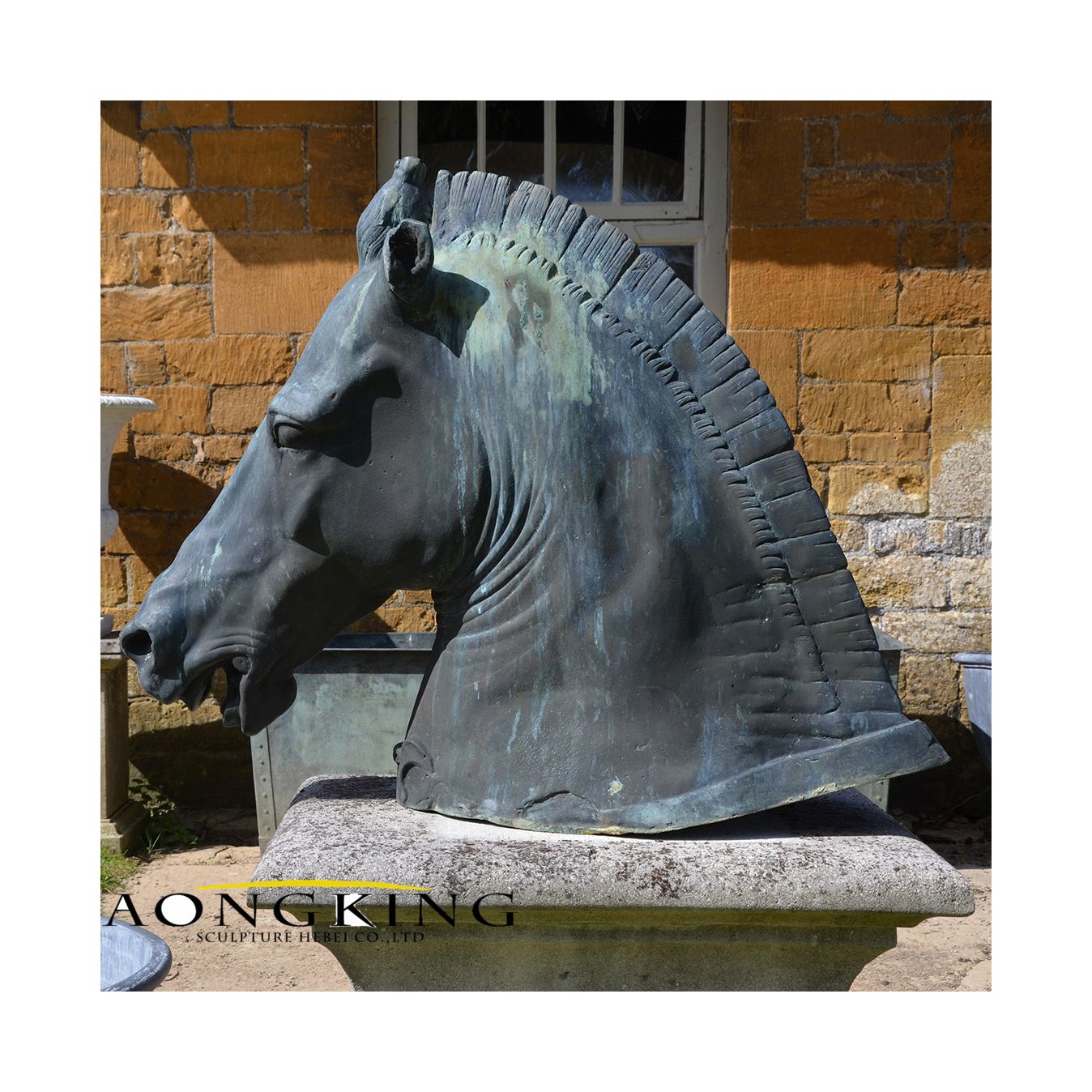 Horse head bronze statue