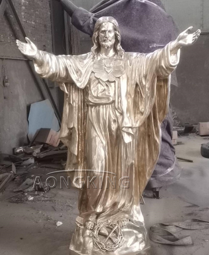 Life size jesus statue