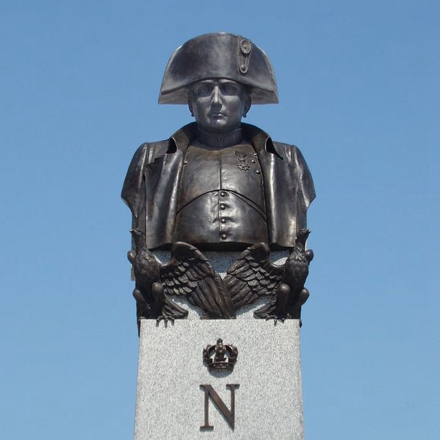 Napoleon bust black