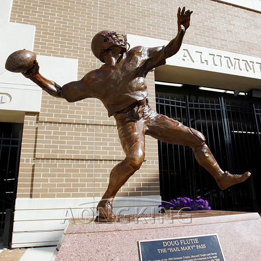 Bronze famous sports statue