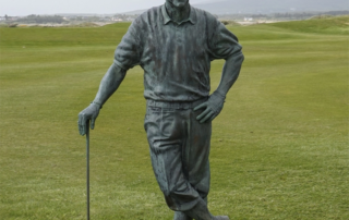 golfer sculpture life size