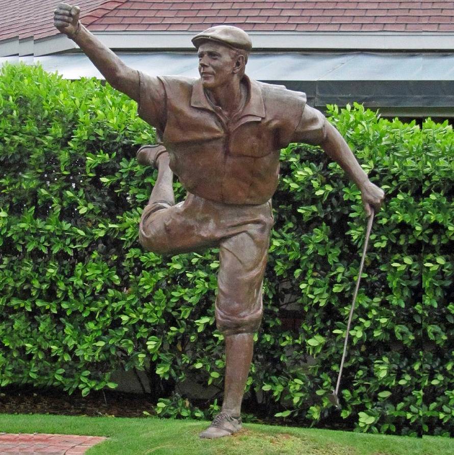 golfer statue (1)
