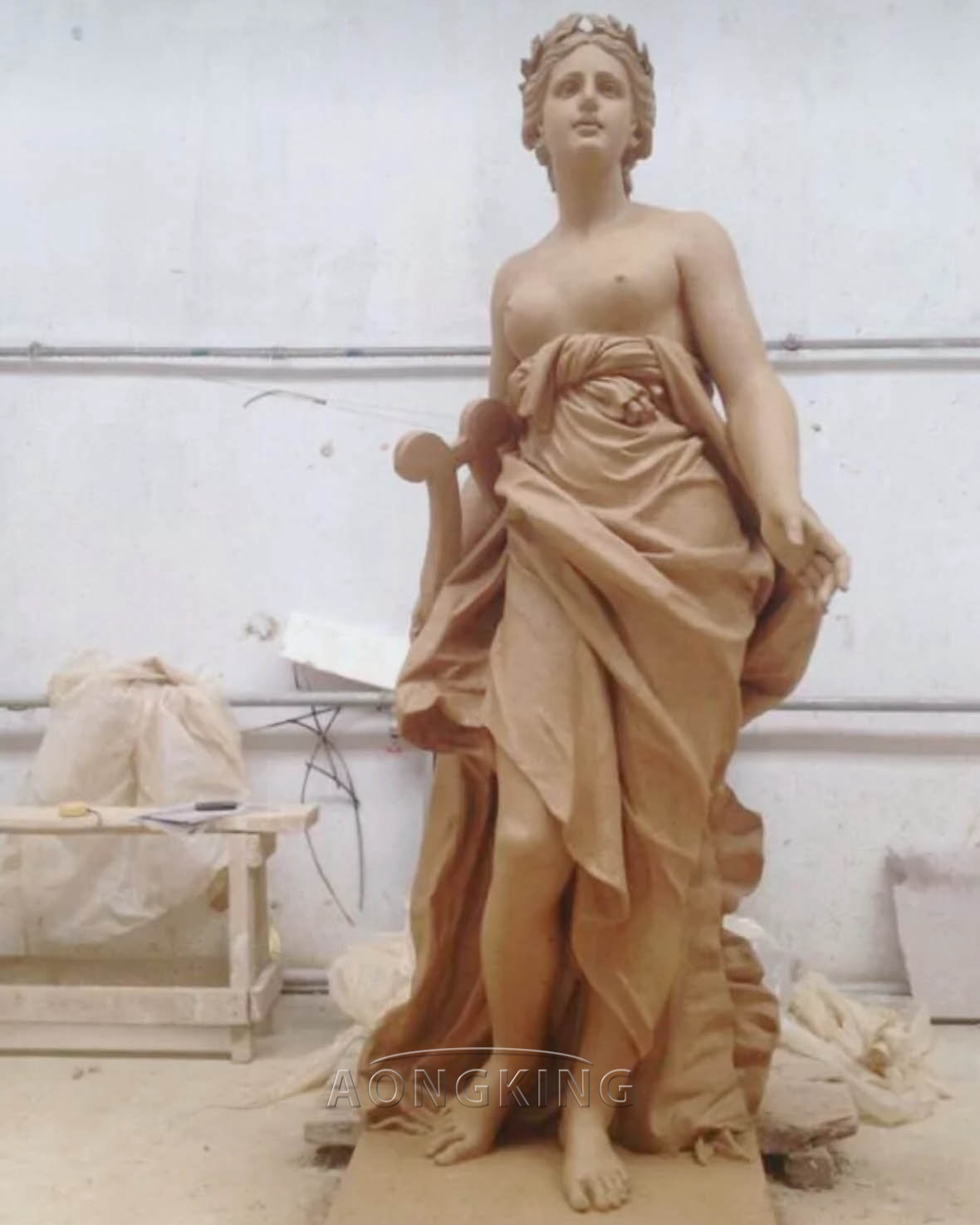 Sculpture of a gentle woman