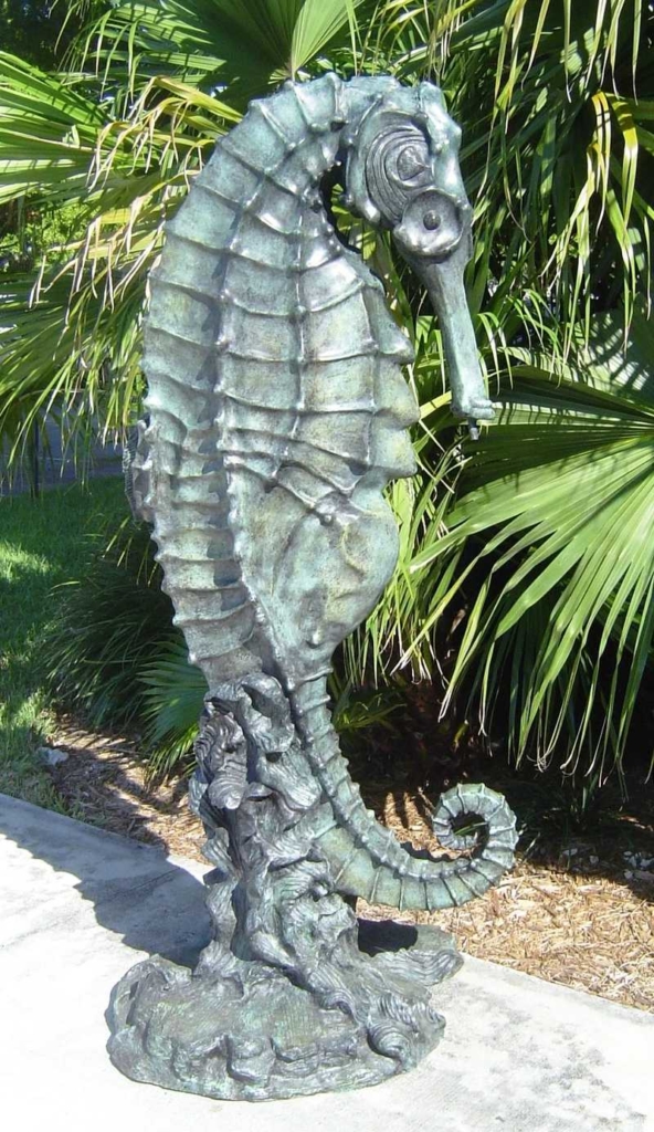 bronze seahorse sculpture (3)