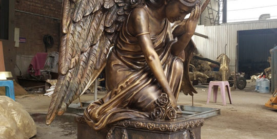 praying angel sculpture