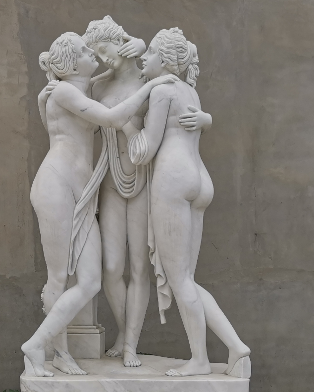 three graces sculpture