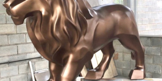 Large Size Animal Decoration Lion Golden Bronze Sculpture