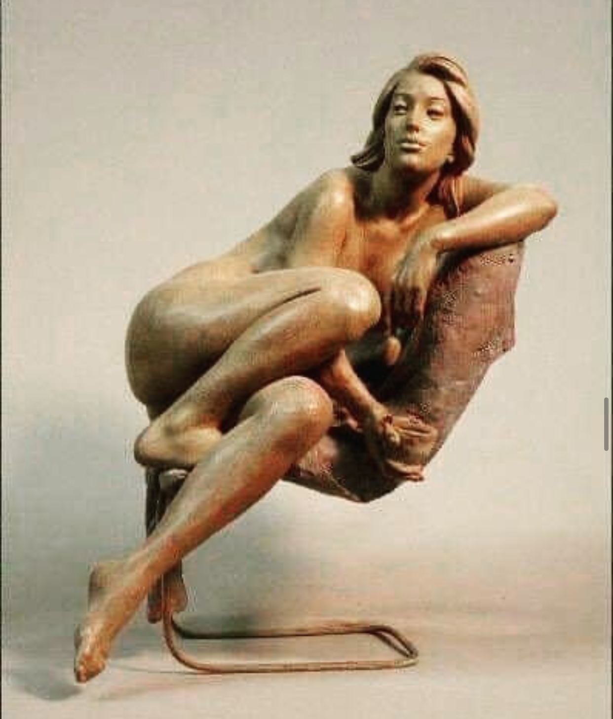 A nude woman sculpture