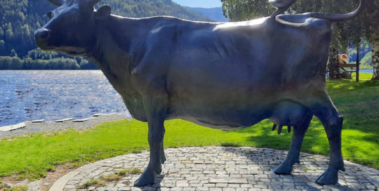 Bronze statue of a cow