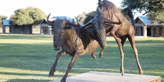 lawn sculptures of animal