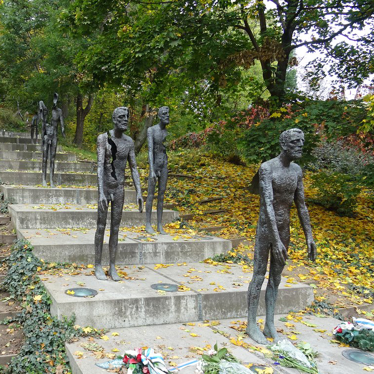 Memorial Sculpture to the Victims