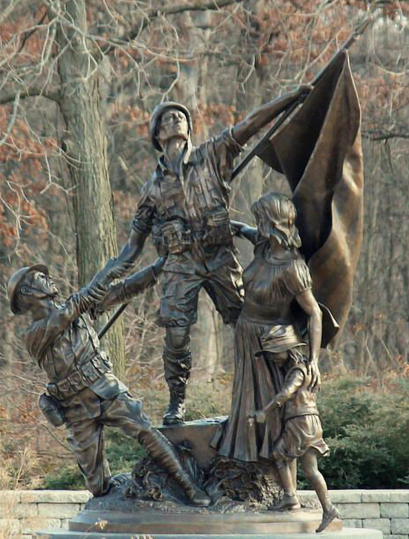 Statue at Cantigny Parks and Gardens War Memorial