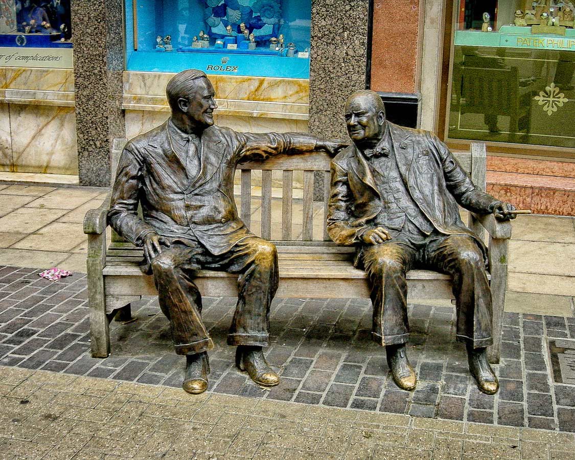 Franklin D. Roosevelt & Winston Churchill Statue Statues