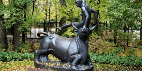 Leo Mol Garden Sculpture
