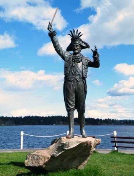 former mayor Frank Ney statue 2