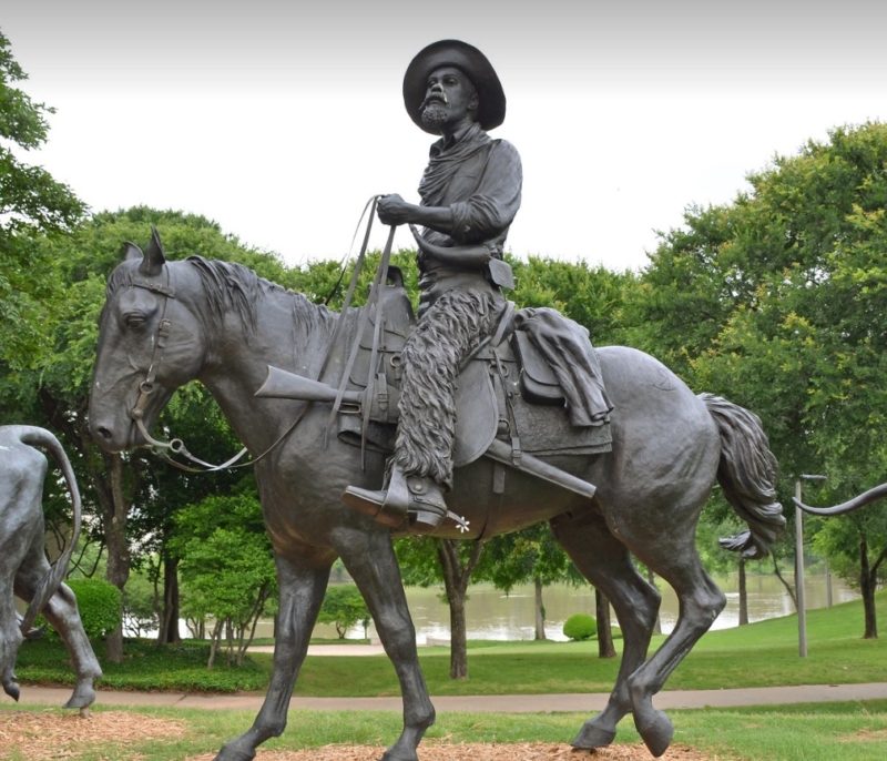 garden cowboy statue 2