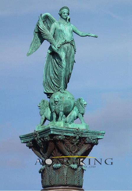 Angel sculpture in Castle Square