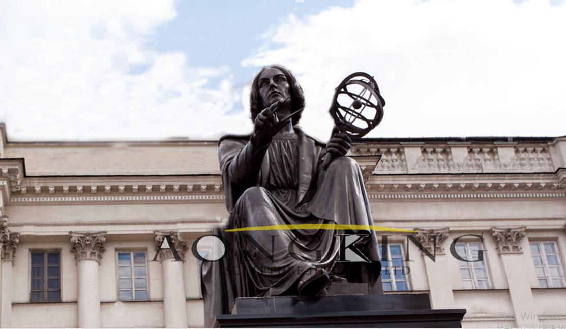 Statue of astromoner Copernicus