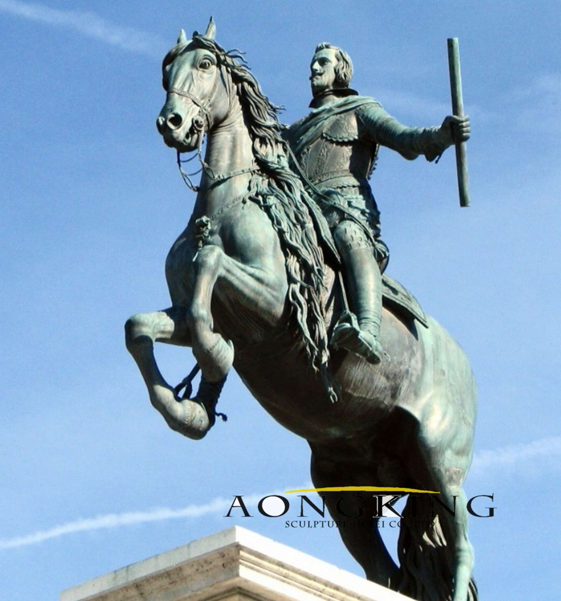 The statue equestrian Philip IV