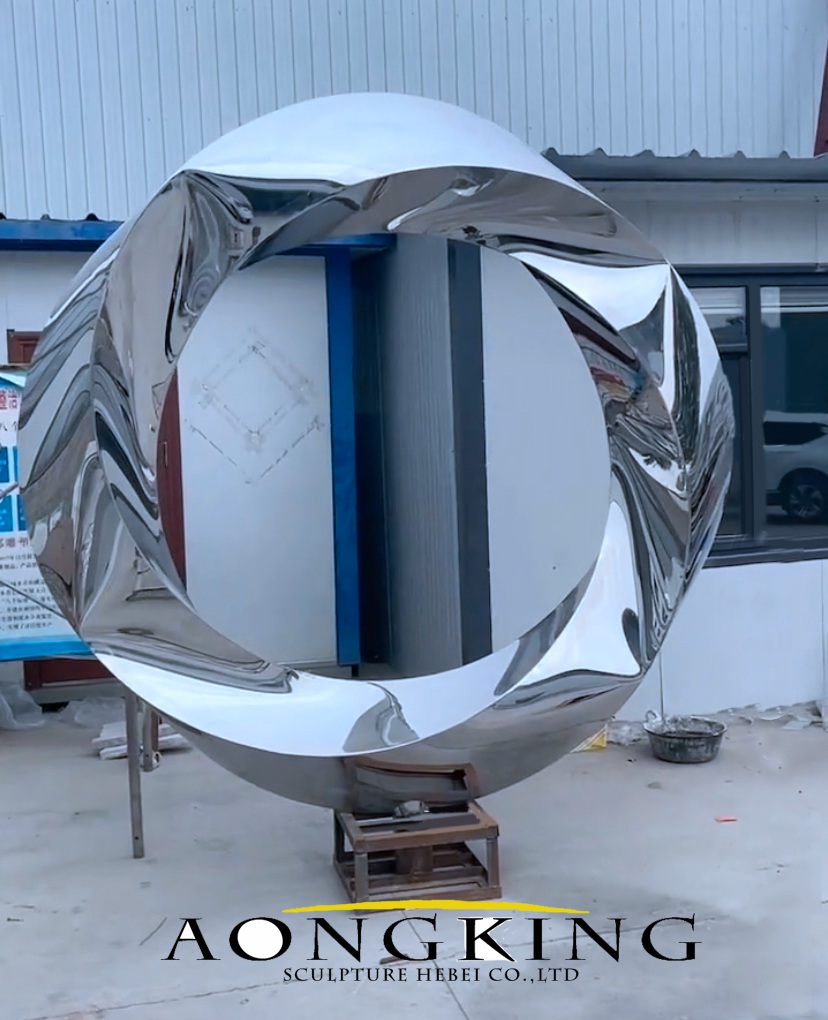 Stainless steel ring structure statue (4)