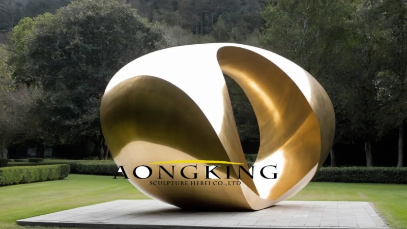 brass polishing ample circle sculpture
